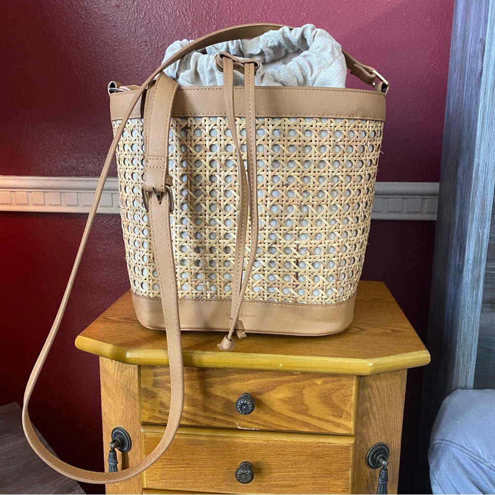 TOMMY BAHAMA woven sling bag (big version)